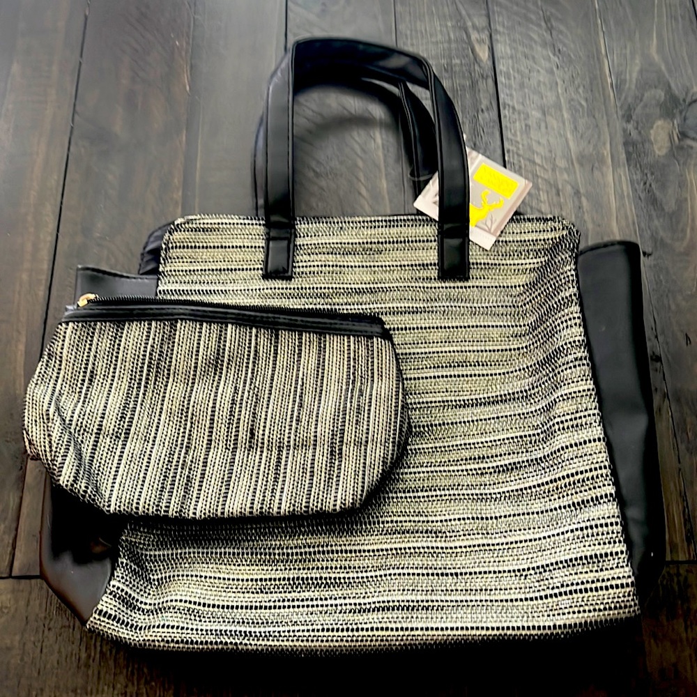 NWT - handbag and matching travel/cosmetic bag